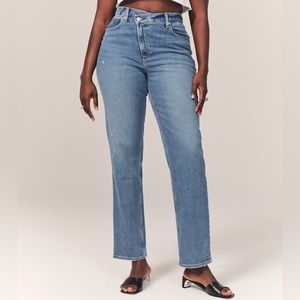 Abercrombie 90’s Straight Ultra High Rise Jeans Curve Love Short Length